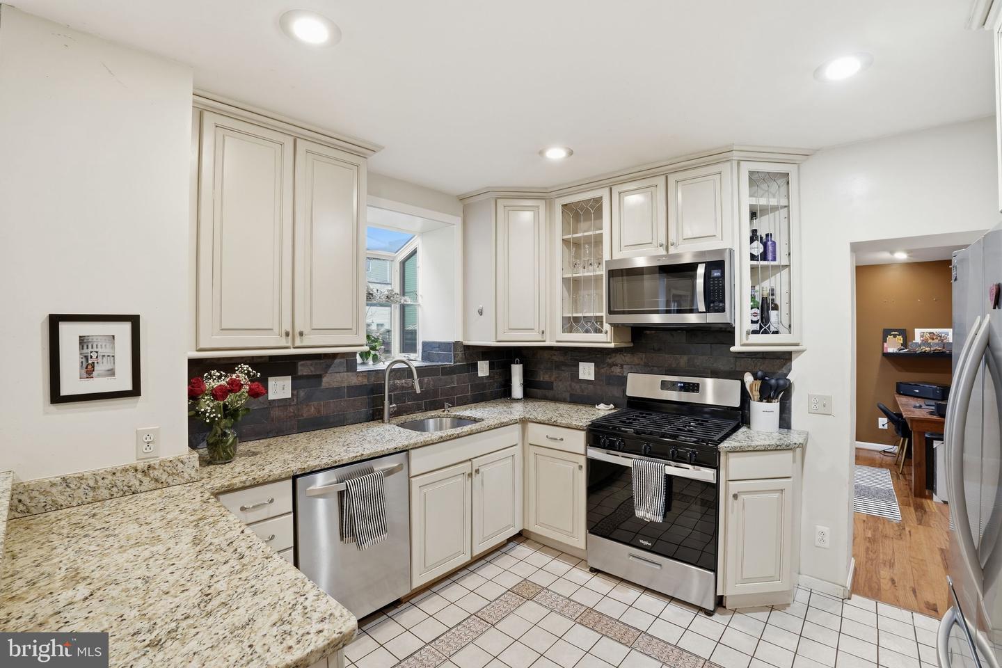 1616 D ST SE, WASHINGTON, District Of Columbia 20003, 2 Bedrooms Bedrooms, ,2 BathroomsBathrooms,Residential,For sale,1616 D ST SE,DCDC2243362 MLS # DCDC2243362 1616 D ST SE, WASHINGTON, District Of Columbia 20003, 2 Bedrooms Bedrooms, ,2 BathroomsBathrooms,Residential,For sale,1616 D ST SE,DCDC2243362 MLS # DCDC2243362