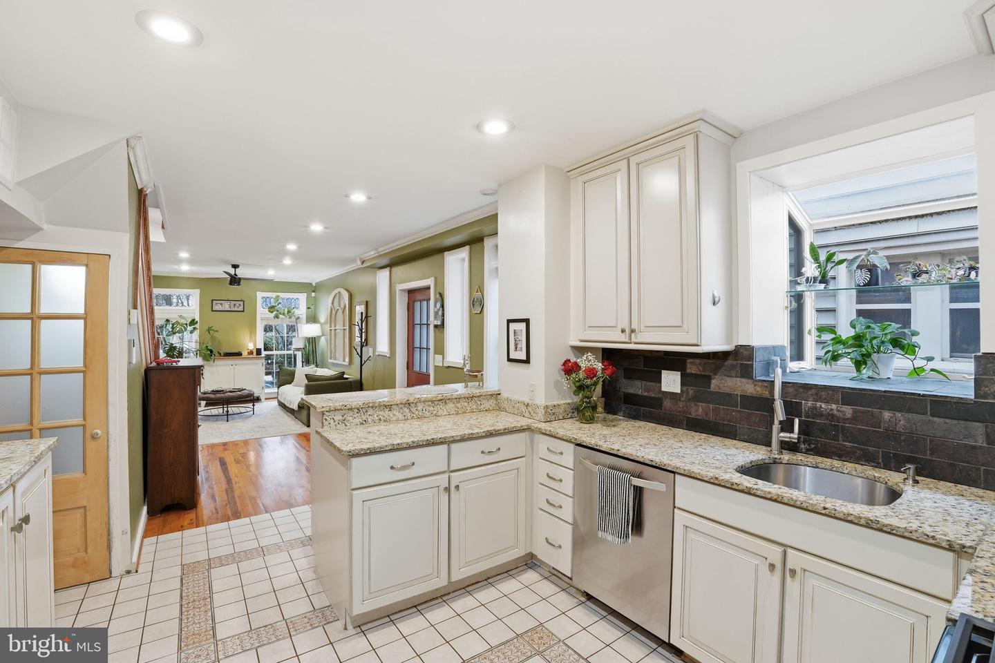 1616 D ST SE, WASHINGTON, District Of Columbia 20003, 2 Bedrooms Bedrooms, ,2 BathroomsBathrooms,Residential,For sale,1616 D ST SE,DCDC2243362 MLS # DCDC2243362 1616 D ST SE, WASHINGTON, District Of Columbia 20003, 2 Bedrooms Bedrooms, ,2 BathroomsBathrooms,Residential,For sale,1616 D ST SE,DCDC2243362 MLS # DCDC2243362