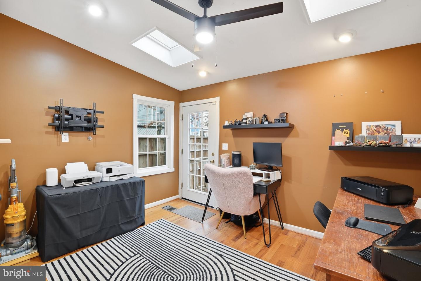 1616 D ST SE, WASHINGTON, District Of Columbia 20003, 2 Bedrooms Bedrooms, ,2 BathroomsBathrooms,Residential,For sale,1616 D ST SE,DCDC2243362 MLS # DCDC2243362 1616 D ST SE, WASHINGTON, District Of Columbia 20003, 2 Bedrooms Bedrooms, ,2 BathroomsBathrooms,Residential,For sale,1616 D ST SE,DCDC2243362 MLS # DCDC2243362