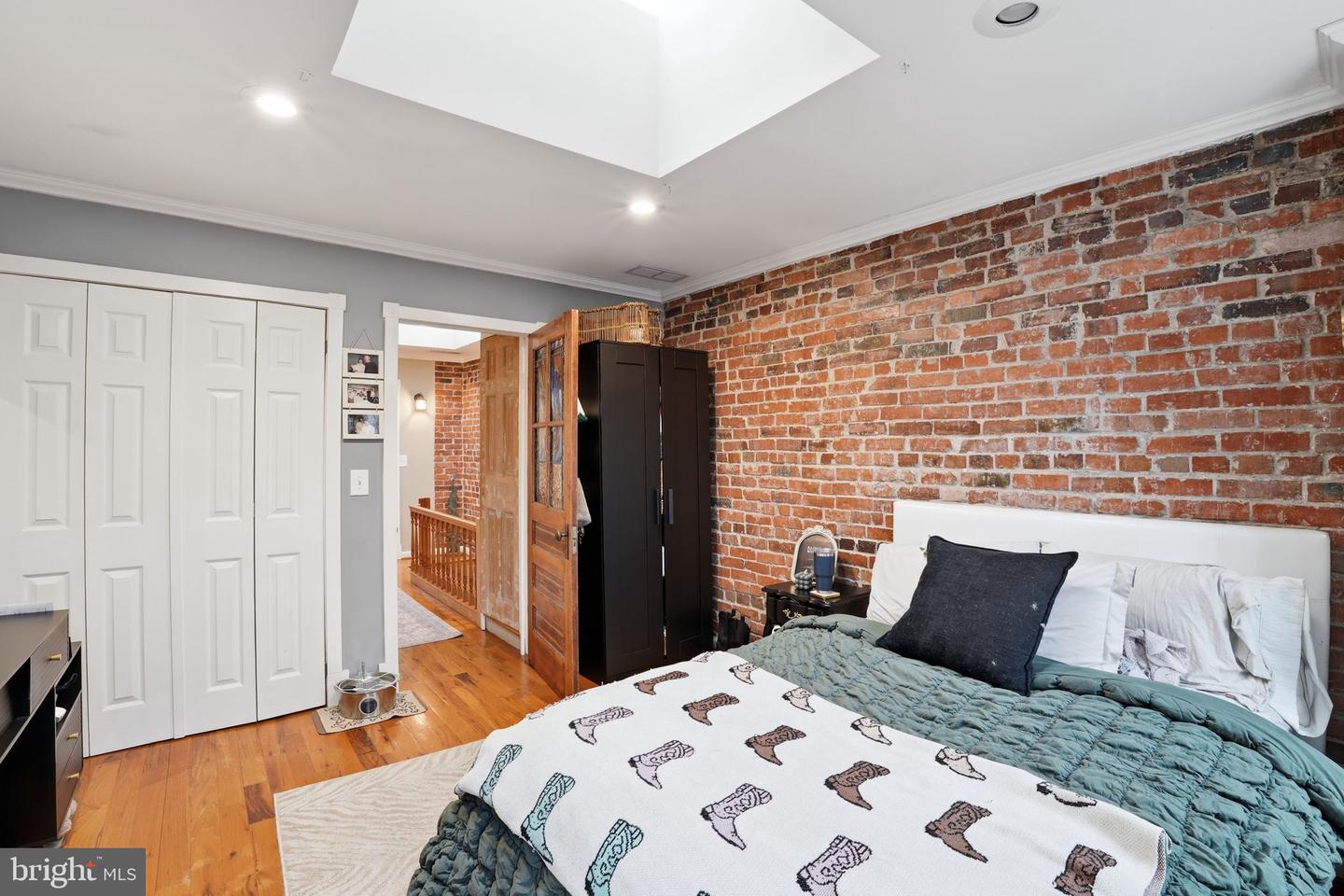 1616 D ST SE, WASHINGTON, District Of Columbia 20003, 2 Bedrooms Bedrooms, ,2 BathroomsBathrooms,Residential,For sale,1616 D ST SE,DCDC2243362 MLS # DCDC2243362 1616 D ST SE, WASHINGTON, District Of Columbia 20003, 2 Bedrooms Bedrooms, ,2 BathroomsBathrooms,Residential,For sale,1616 D ST SE,DCDC2243362 MLS # DCDC2243362