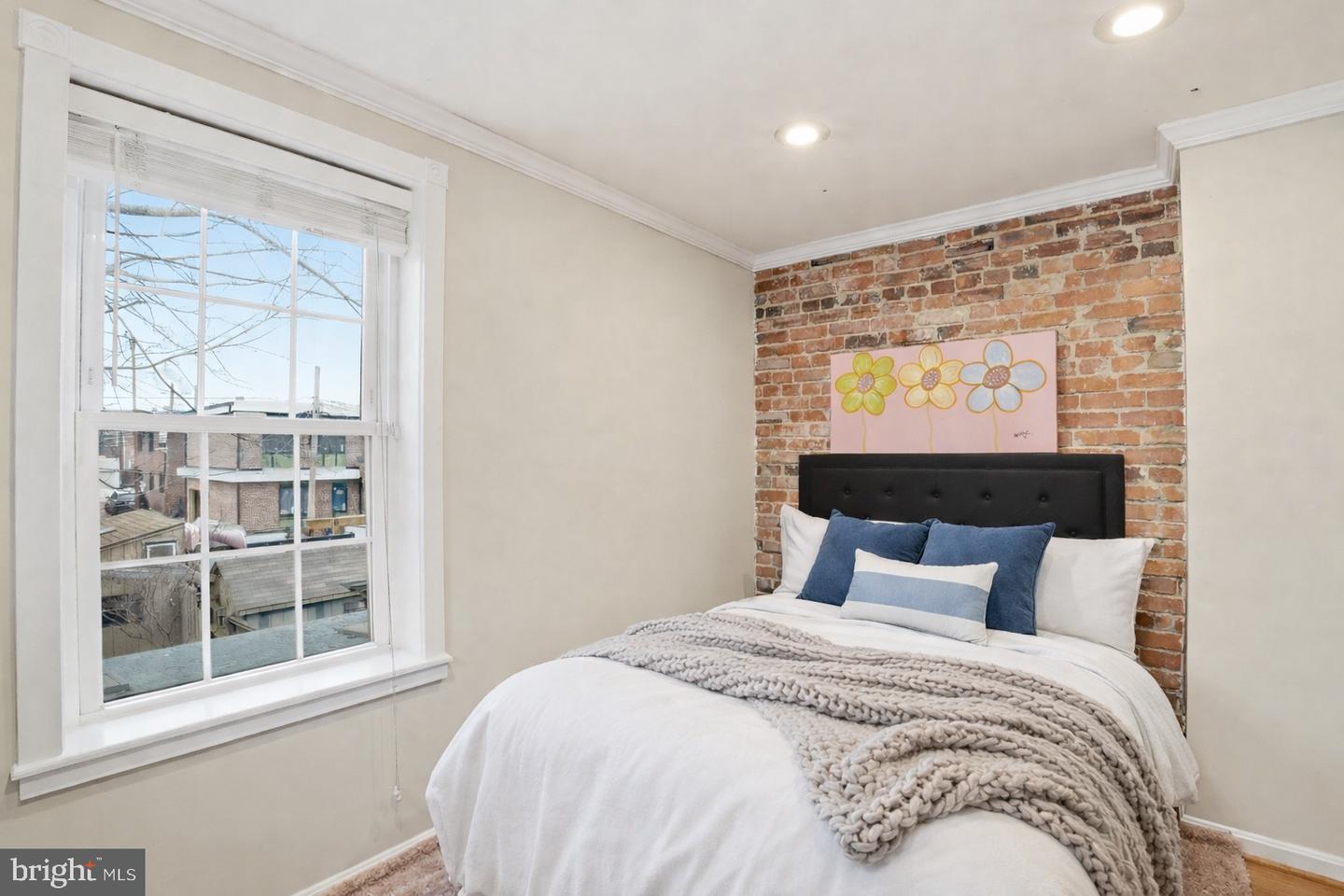 1616 D ST SE, WASHINGTON, District Of Columbia 20003, 2 Bedrooms Bedrooms, ,2 BathroomsBathrooms,Residential,For sale,1616 D ST SE,DCDC2243362 MLS # DCDC2243362 1616 D ST SE, WASHINGTON, District Of Columbia 20003, 2 Bedrooms Bedrooms, ,2 BathroomsBathrooms,Residential,For sale,1616 D ST SE,DCDC2243362 MLS # DCDC2243362