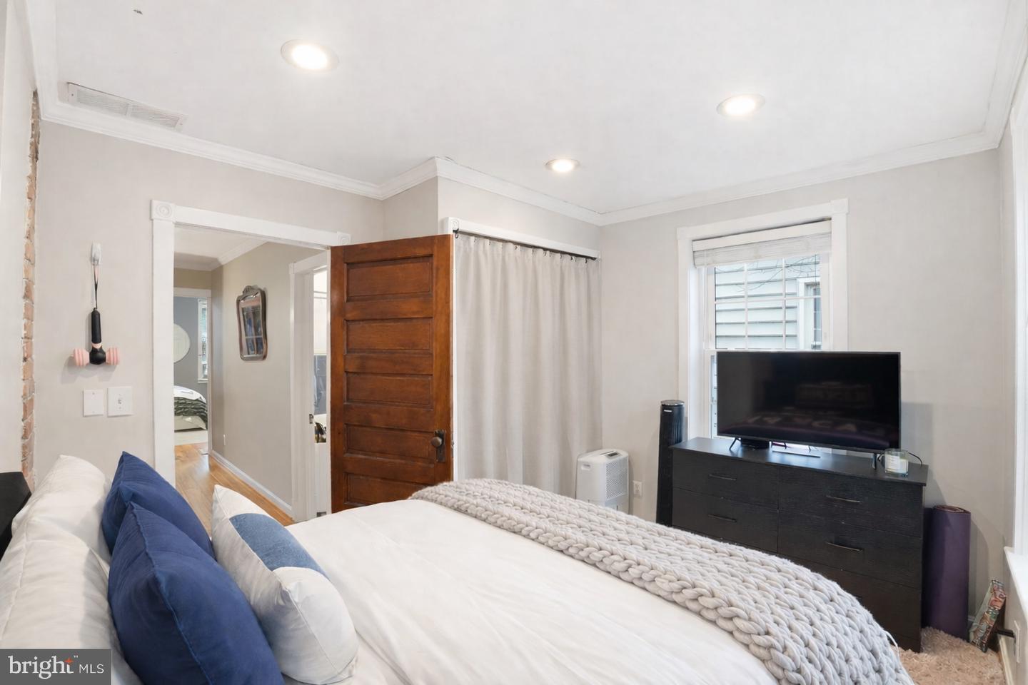 1616 D ST SE, WASHINGTON, District Of Columbia 20003, 2 Bedrooms Bedrooms, ,2 BathroomsBathrooms,Residential,For sale,1616 D ST SE,DCDC2243362 MLS # DCDC2243362 1616 D ST SE, WASHINGTON, District Of Columbia 20003, 2 Bedrooms Bedrooms, ,2 BathroomsBathrooms,Residential,For sale,1616 D ST SE,DCDC2243362 MLS # DCDC2243362