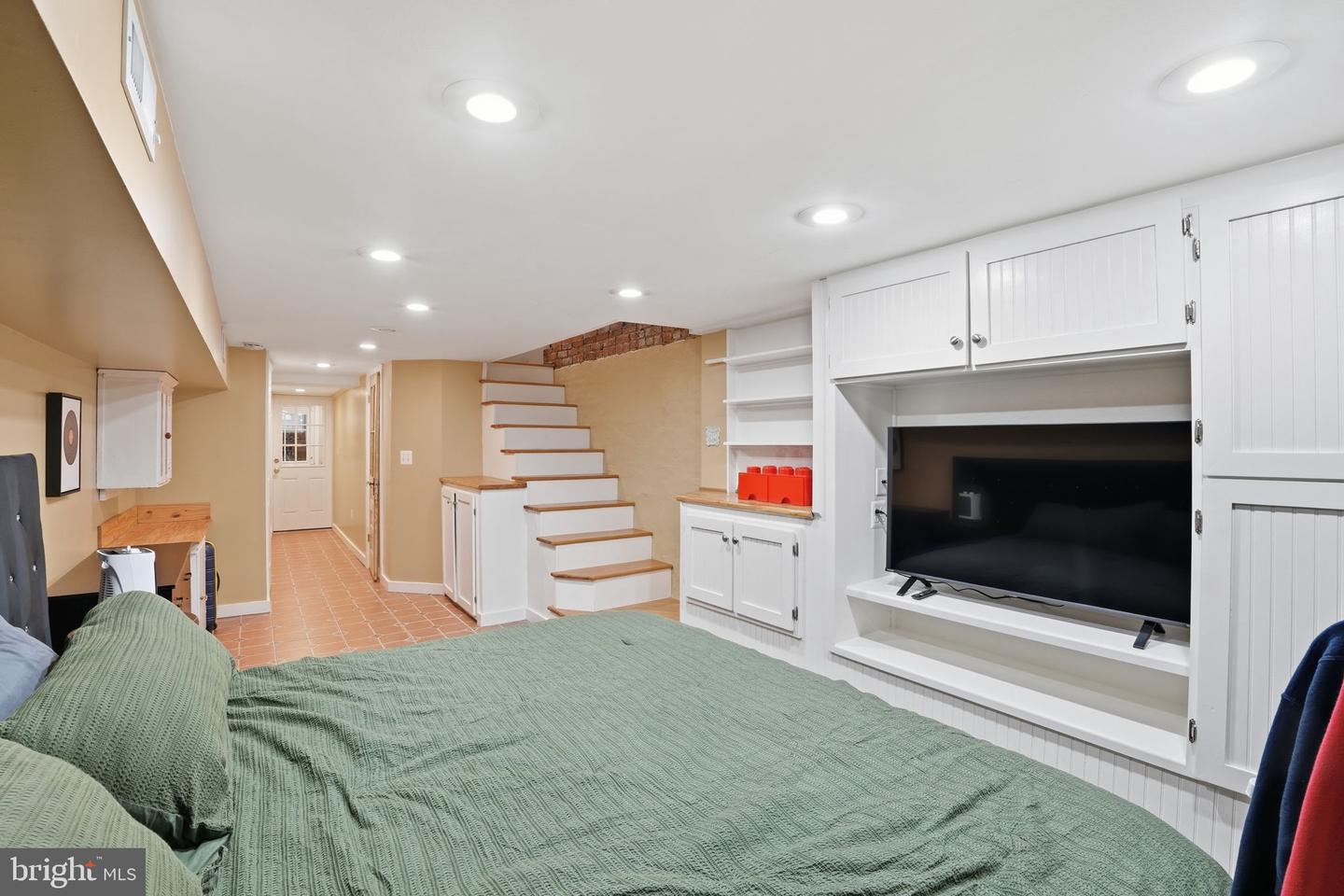 1616 D ST SE, WASHINGTON, District Of Columbia 20003, 2 Bedrooms Bedrooms, ,2 BathroomsBathrooms,Residential,For sale,1616 D ST SE,DCDC2243362 MLS # DCDC2243362 1616 D ST SE, WASHINGTON, District Of Columbia 20003, 2 Bedrooms Bedrooms, ,2 BathroomsBathrooms,Residential,For sale,1616 D ST SE,DCDC2243362 MLS # DCDC2243362