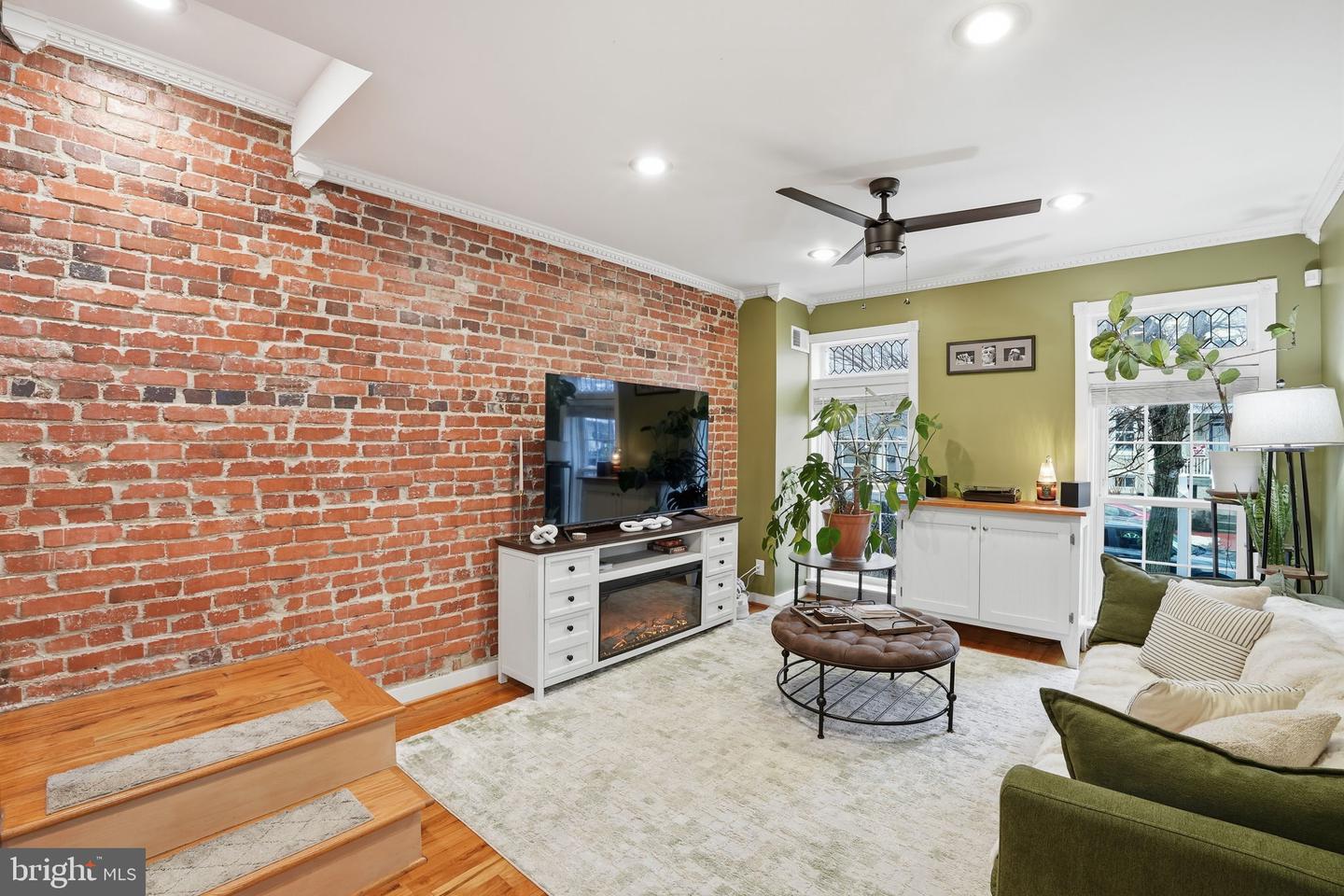 1616 D ST SE, WASHINGTON, District Of Columbia 20003, 2 Bedrooms Bedrooms, ,2 BathroomsBathrooms,Residential,For sale,1616 D ST SE,DCDC2243362 MLS # DCDC2243362 1616 D ST SE, WASHINGTON, District Of Columbia 20003, 2 Bedrooms Bedrooms, ,2 BathroomsBathrooms,Residential,For sale,1616 D ST SE,DCDC2243362 MLS # DCDC2243362