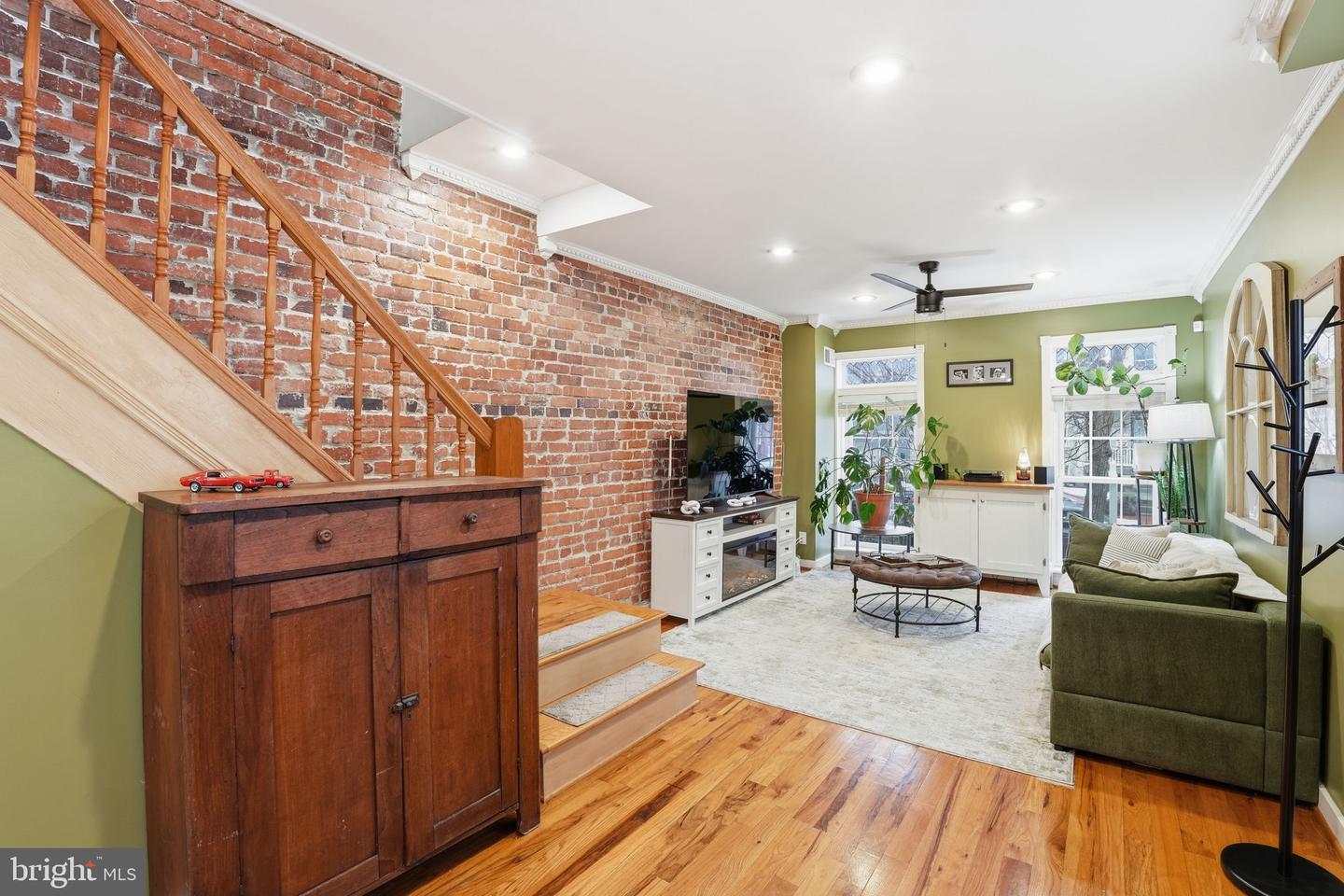 1616 D ST SE, WASHINGTON, District Of Columbia 20003, 2 Bedrooms Bedrooms, ,2 BathroomsBathrooms,Residential,For sale,1616 D ST SE,DCDC2243362 MLS # DCDC2243362 1616 D ST SE, WASHINGTON, District Of Columbia 20003, 2 Bedrooms Bedrooms, ,2 BathroomsBathrooms,Residential,For sale,1616 D ST SE,DCDC2243362 MLS # DCDC2243362