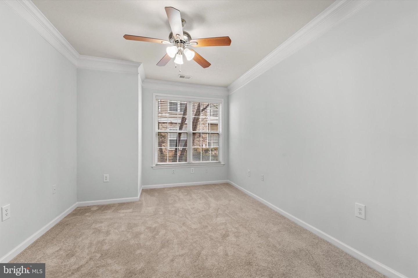 506 SUNSET VIEW TER SE #101, LEESBURG, Virginia 20175, 2 Bedrooms Bedrooms, 4 Rooms Rooms,2 BathroomsBathrooms,Residential,For sale,506 SUNSET VIEW TER SE #101,VALO2114804 MLS # VALO2114804