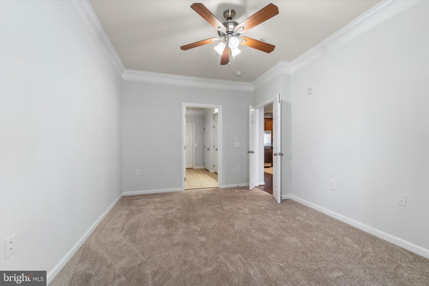 506 SUNSET VIEW TER SE #101, LEESBURG, Virginia 20175, 2 Bedrooms Bedrooms, 4 Rooms Rooms,2 BathroomsBathrooms,Residential,For sale,506 SUNSET VIEW TER SE #101,VALO2114804 MLS # VALO2114804