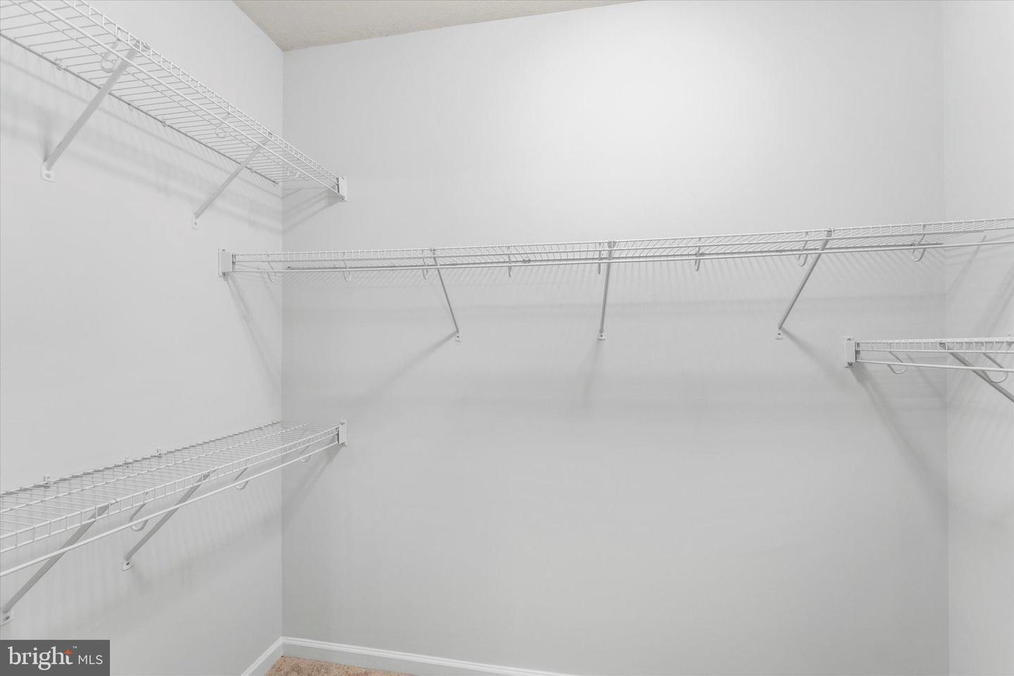 506 SUNSET VIEW TER SE #101, LEESBURG, Virginia 20175, 2 Bedrooms Bedrooms, 4 Rooms Rooms,2 BathroomsBathrooms,Residential,For sale,506 SUNSET VIEW TER SE #101,VALO2114804 MLS # VALO2114804