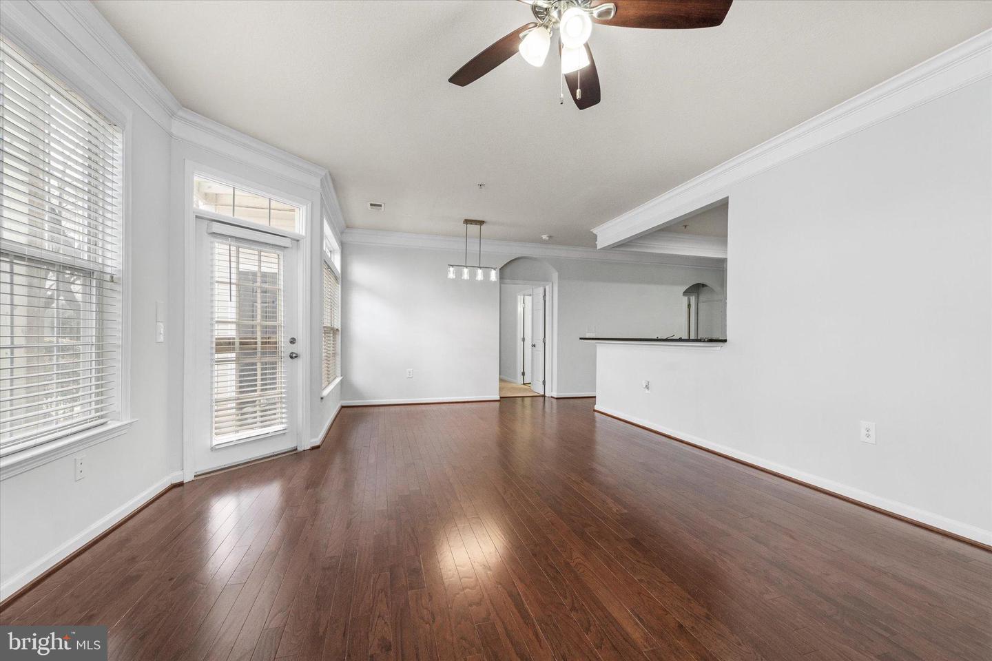 506 SUNSET VIEW TER SE #101, LEESBURG, Virginia 20175, 2 Bedrooms Bedrooms, 4 Rooms Rooms,2 BathroomsBathrooms,Residential,For sale,506 SUNSET VIEW TER SE #101,VALO2114804 MLS # VALO2114804