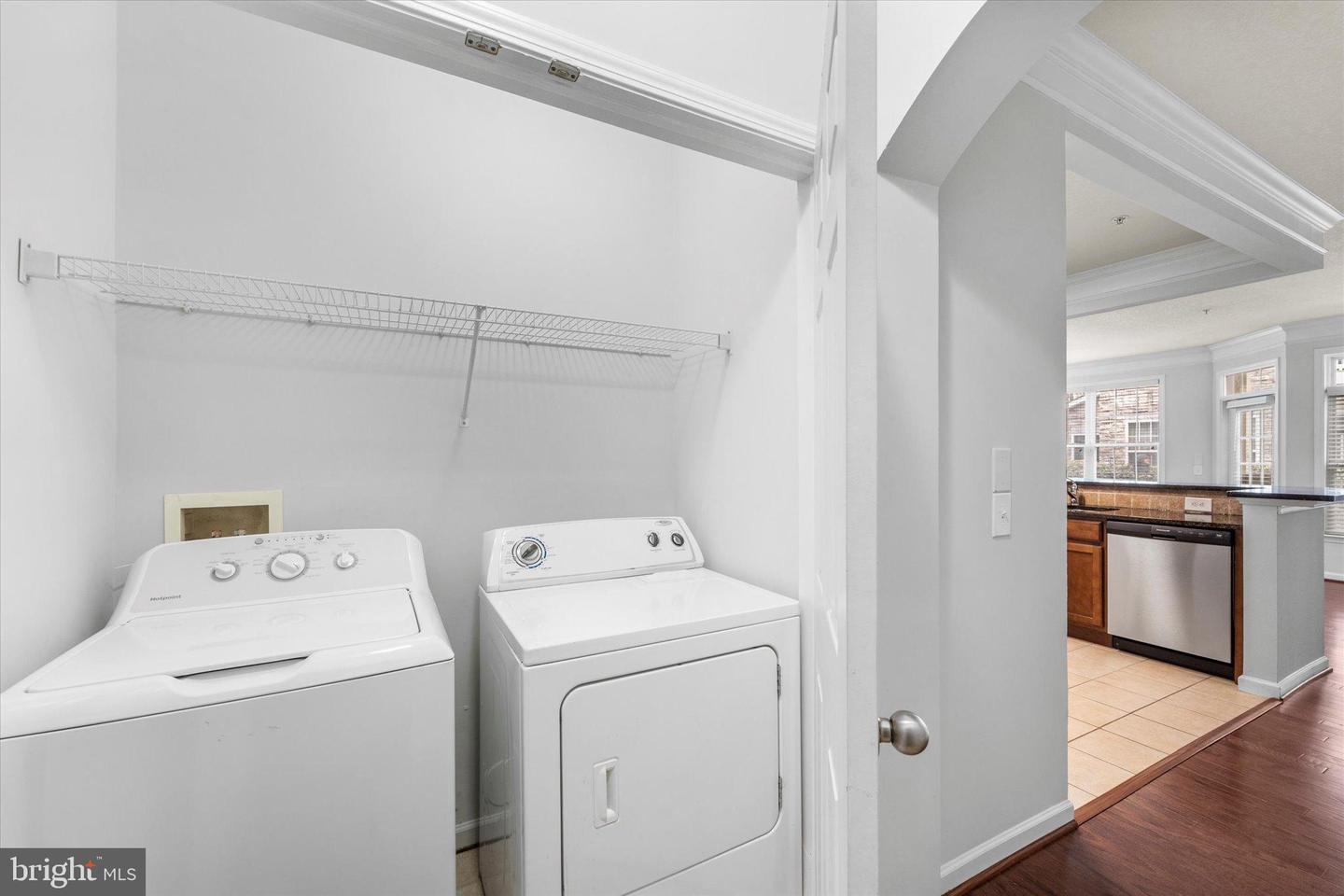 506 SUNSET VIEW TER SE #101, LEESBURG, Virginia 20175, 2 Bedrooms Bedrooms, 4 Rooms Rooms,2 BathroomsBathrooms,Residential,For sale,506 SUNSET VIEW TER SE #101,VALO2114804 MLS # VALO2114804