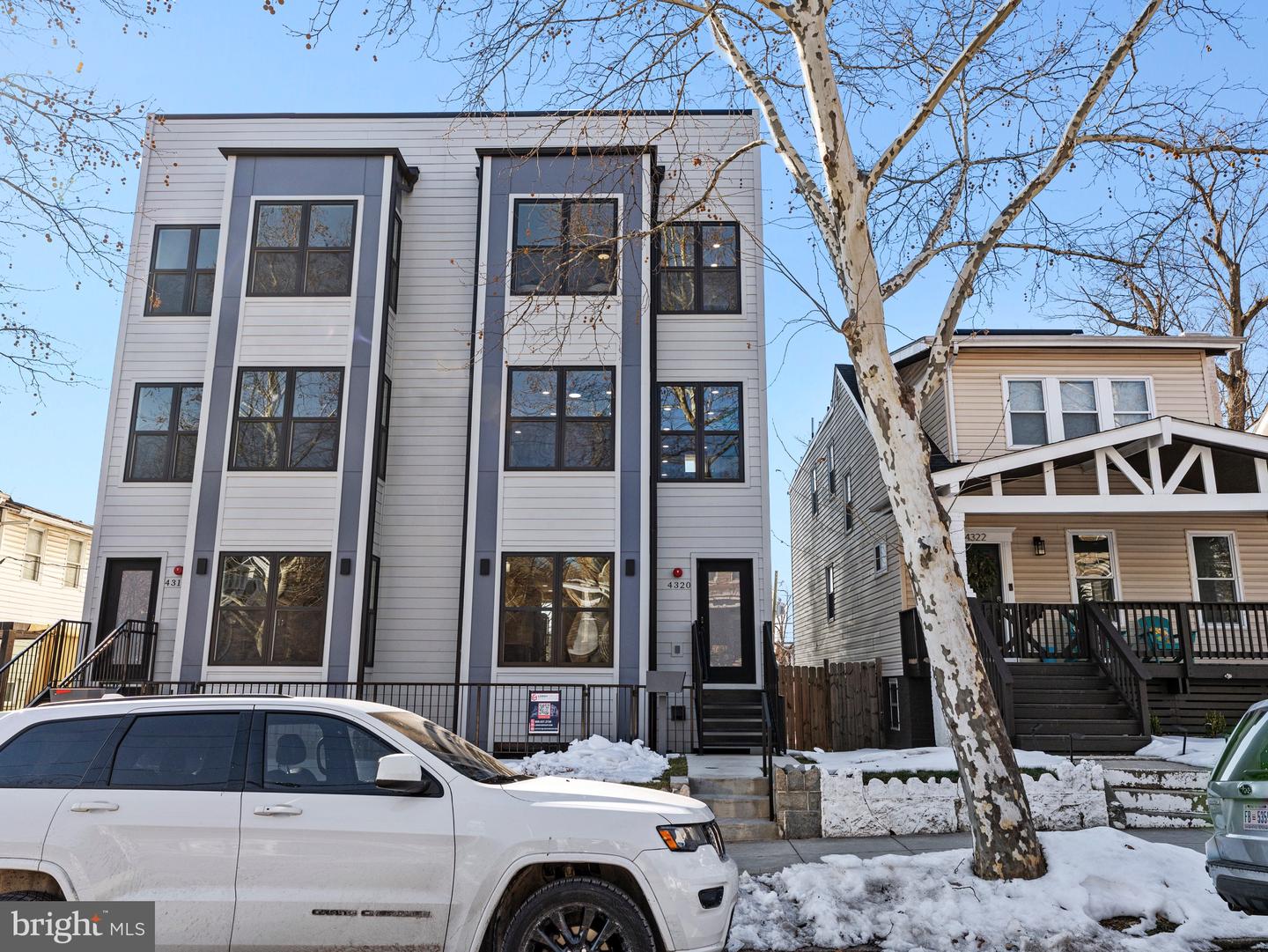 4320 7TH ST NW #2, WASHINGTON, District Of Columbia 20011, 4 Bedrooms Bedrooms, 8 Rooms Rooms,4 BathroomsBathrooms,Residential,For sale,4320 7TH ST NW #2,DCDC2243598 MLS # DCDC2243598