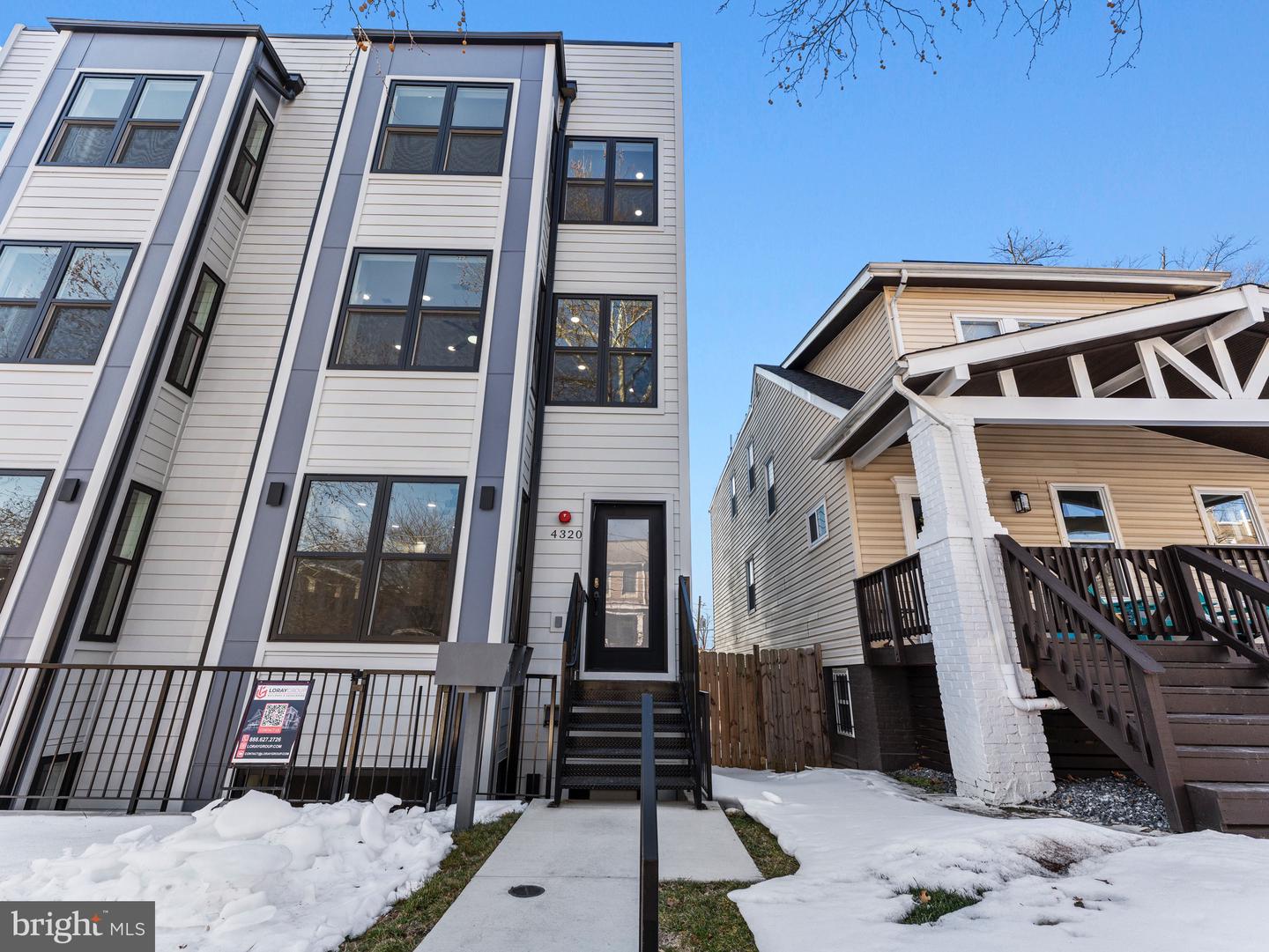 4320 7TH ST NW #2, WASHINGTON, District Of Columbia 20011, 4 Bedrooms Bedrooms, 8 Rooms Rooms,4 BathroomsBathrooms,Residential,For sale,4320 7TH ST NW #2,DCDC2243598 MLS # DCDC2243598