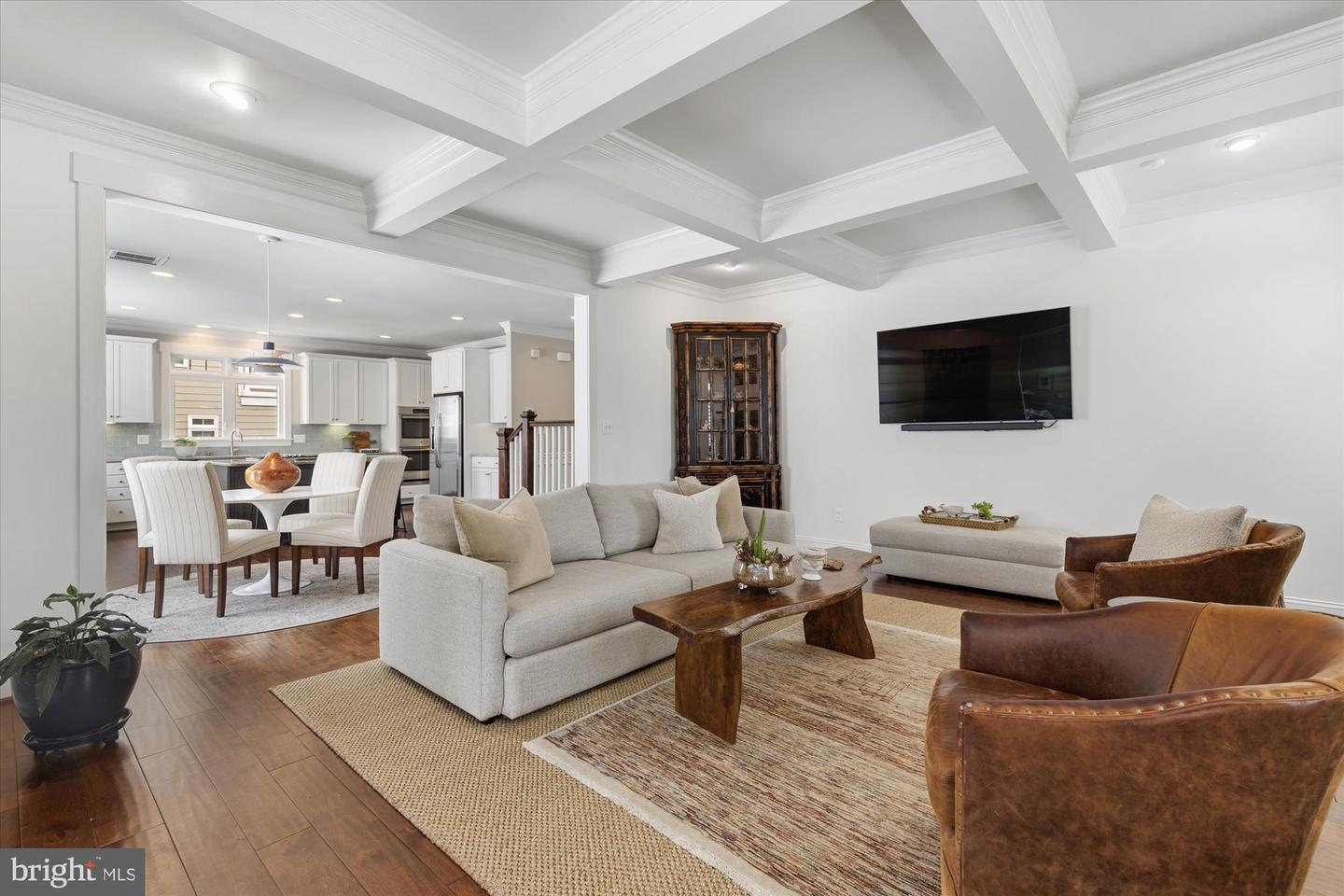 6618 GORDON AVE, FALLS CHURCH, Virginia 22046, 6 Bedrooms Bedrooms, ,5 BathroomsBathrooms,Residential,For sale,6618 GORDON AVE,VAFX2287866 MLS # VAFX2287866