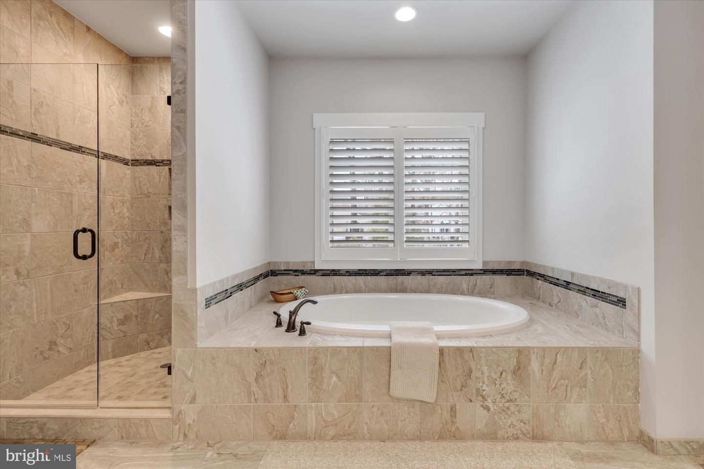 6618 GORDON AVE, FALLS CHURCH, Virginia 22046, 6 Bedrooms Bedrooms, ,5 BathroomsBathrooms,Residential,For sale,6618 GORDON AVE,VAFX2287866 MLS # VAFX2287866