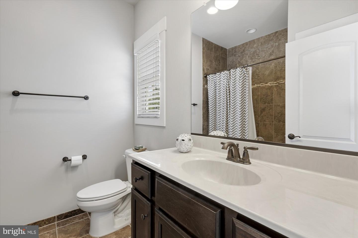 6618 GORDON AVE, FALLS CHURCH, Virginia 22046, 6 Bedrooms Bedrooms, ,5 BathroomsBathrooms,Residential,For sale,6618 GORDON AVE,VAFX2287866 MLS # VAFX2287866