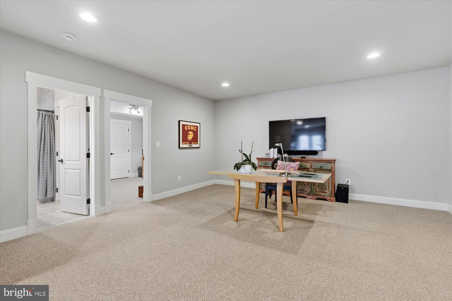 6618 GORDON AVE, FALLS CHURCH, Virginia 22046, 6 Bedrooms Bedrooms, ,5 BathroomsBathrooms,Residential,For sale,6618 GORDON AVE,VAFX2287866 MLS # VAFX2287866