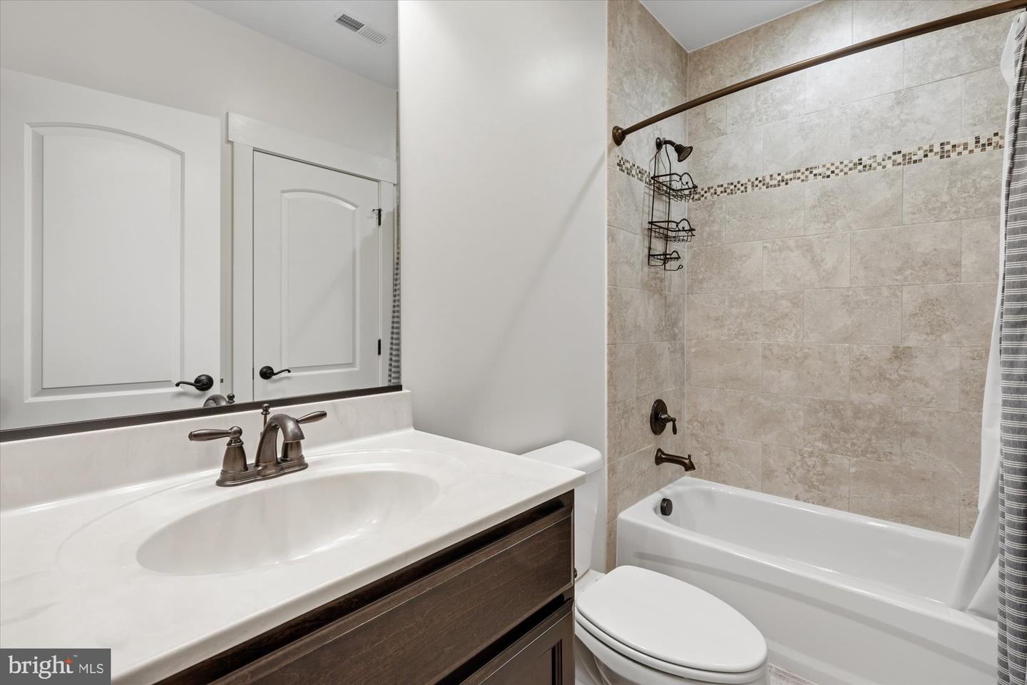 6618 GORDON AVE, FALLS CHURCH, Virginia 22046, 6 Bedrooms Bedrooms, ,5 BathroomsBathrooms,Residential,For sale,6618 GORDON AVE,VAFX2287866 MLS # VAFX2287866