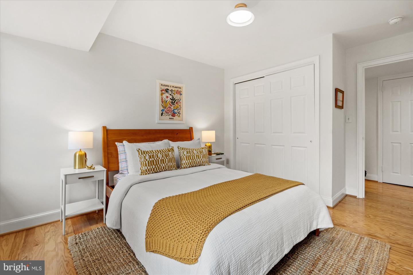 402 COMMONWEALTH AVE #106, ALEXANDRIA, Virginia 22301, 2 Bedrooms Bedrooms, ,1 BathroomBathrooms,Residential,For sale,402 COMMONWEALTH AVE #106,VAAX2053600 MLS # VAAX2053600