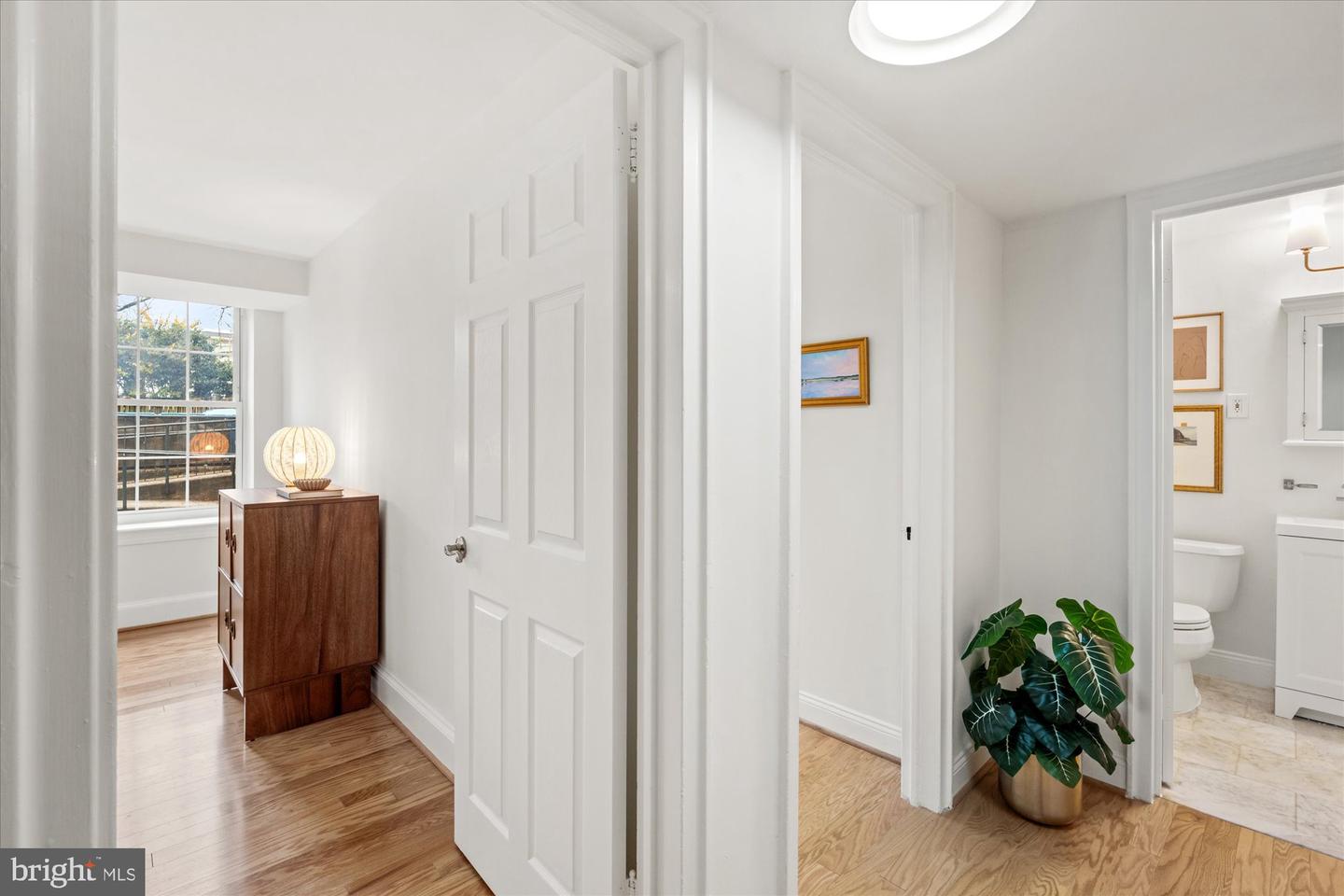 402 COMMONWEALTH AVE #106, ALEXANDRIA, Virginia 22301, 2 Bedrooms Bedrooms, ,1 BathroomBathrooms,Residential,For sale,402 COMMONWEALTH AVE #106,VAAX2053600 MLS # VAAX2053600