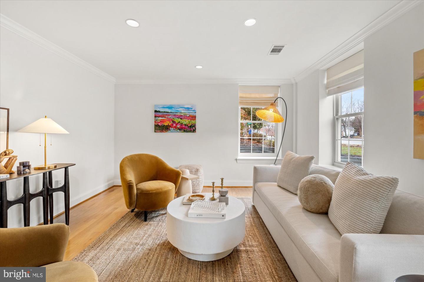 402 COMMONWEALTH AVE #106, ALEXANDRIA, Virginia 22301, 2 Bedrooms Bedrooms, ,1 BathroomBathrooms,Residential,For sale,402 COMMONWEALTH AVE #106,VAAX2053600 MLS # VAAX2053600