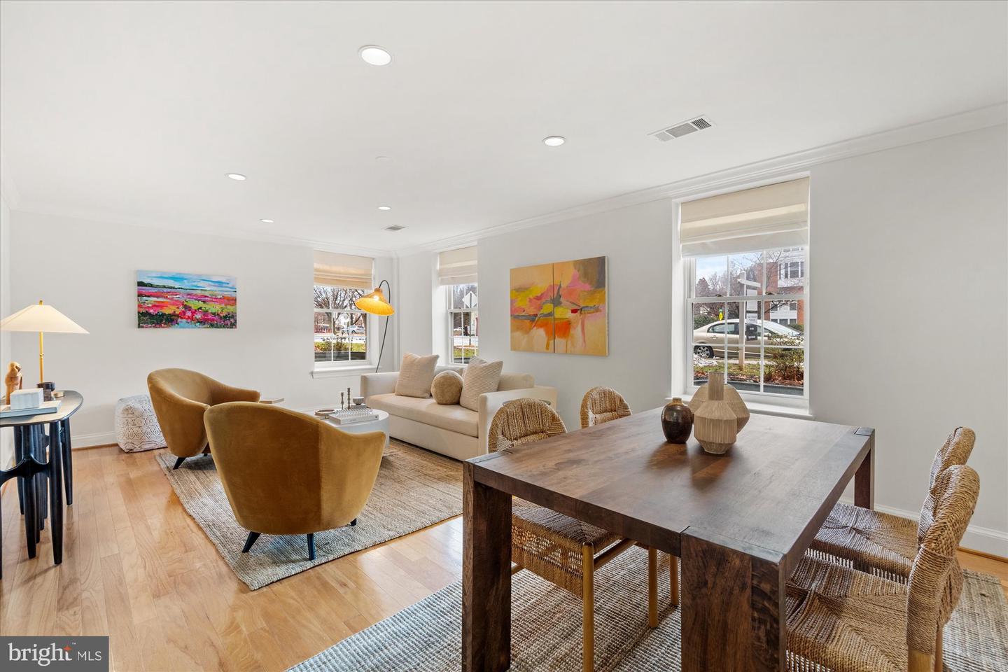 402 COMMONWEALTH AVE #106, ALEXANDRIA, Virginia 22301, 2 Bedrooms Bedrooms, ,1 BathroomBathrooms,Residential,For sale,402 COMMONWEALTH AVE #106,VAAX2053600 MLS # VAAX2053600