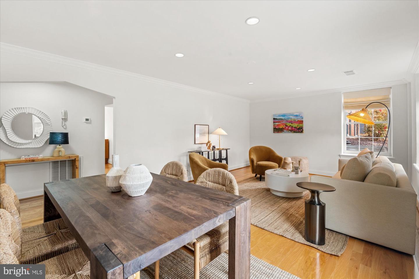 402 COMMONWEALTH AVE #106, ALEXANDRIA, Virginia 22301, 2 Bedrooms Bedrooms, ,1 BathroomBathrooms,Residential,For sale,402 COMMONWEALTH AVE #106,VAAX2053600 MLS # VAAX2053600