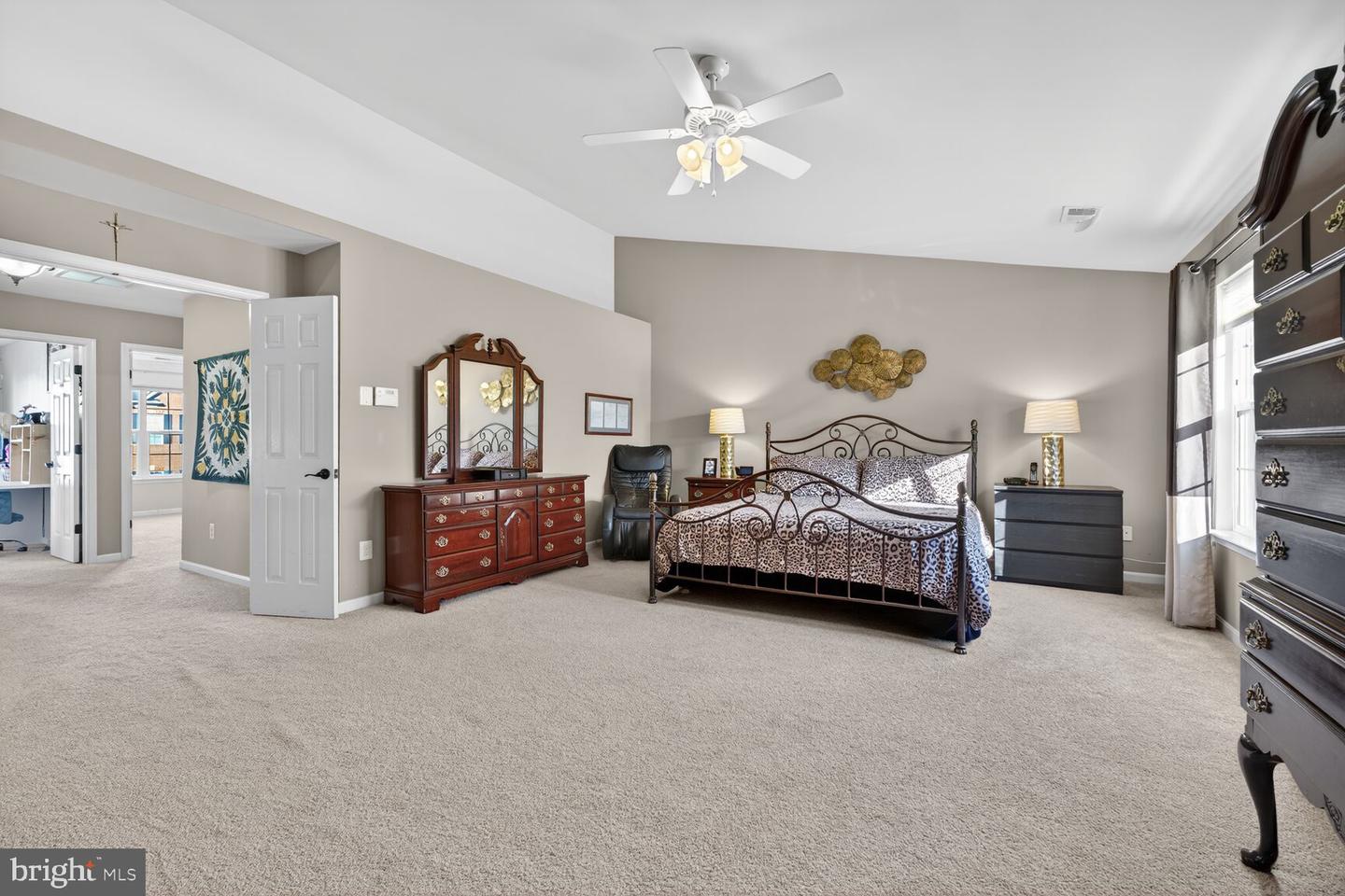 6697 ORDSALL ST, ALEXANDRIA, Virginia 22315, 4 Bedrooms Bedrooms, ,3 BathroomsBathrooms,Residential,For sale,6697 ORDSALL ST,VAFX2287972 MLS # VAFX2287972