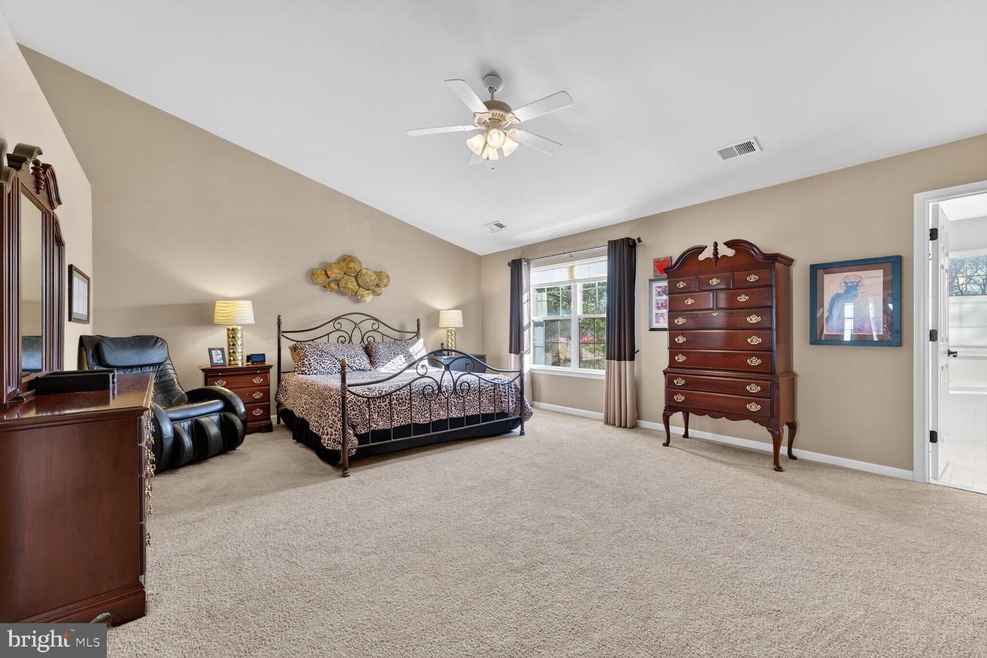 6697 ORDSALL ST, ALEXANDRIA, Virginia 22315, 4 Bedrooms Bedrooms, ,3 BathroomsBathrooms,Residential,For sale,6697 ORDSALL ST,VAFX2287972 MLS # VAFX2287972