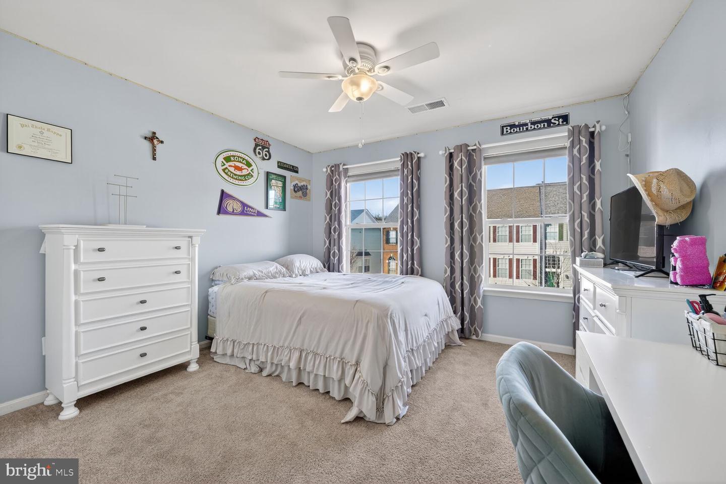 6697 ORDSALL ST, ALEXANDRIA, Virginia 22315, 4 Bedrooms Bedrooms, ,3 BathroomsBathrooms,Residential,For sale,6697 ORDSALL ST,VAFX2287972 MLS # VAFX2287972