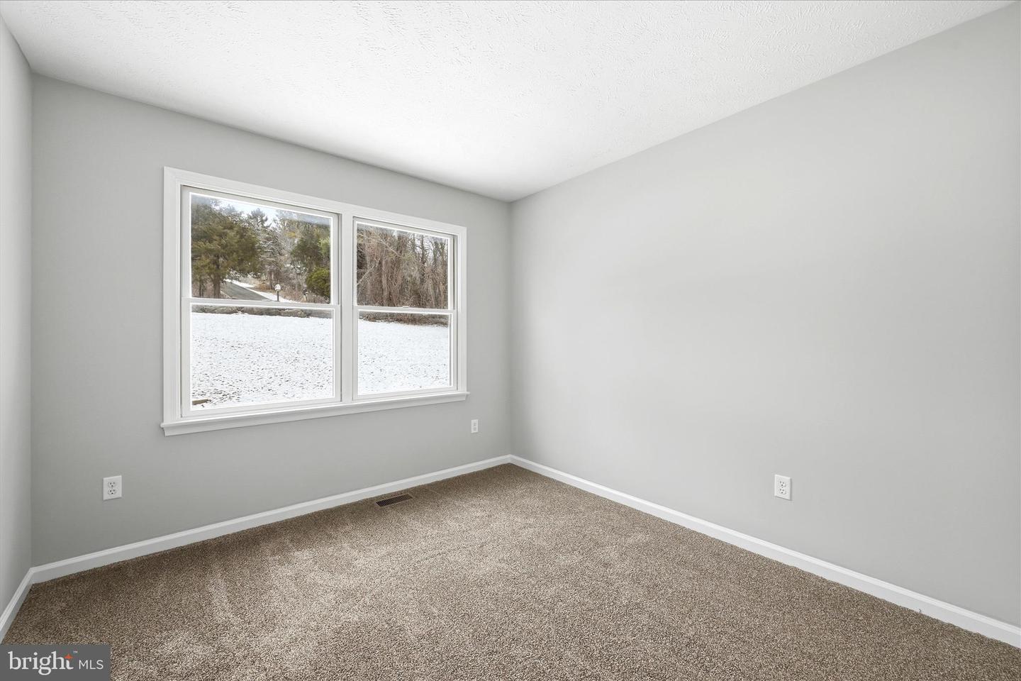 588 APPLE ORCHARD DR, LINDEN, Virginia 22642, 4 Bedrooms Bedrooms, ,3 BathroomsBathrooms,Residential,For sale,588 APPLE ORCHARD DR,VAWR2013290 MLS # VAWR2013290