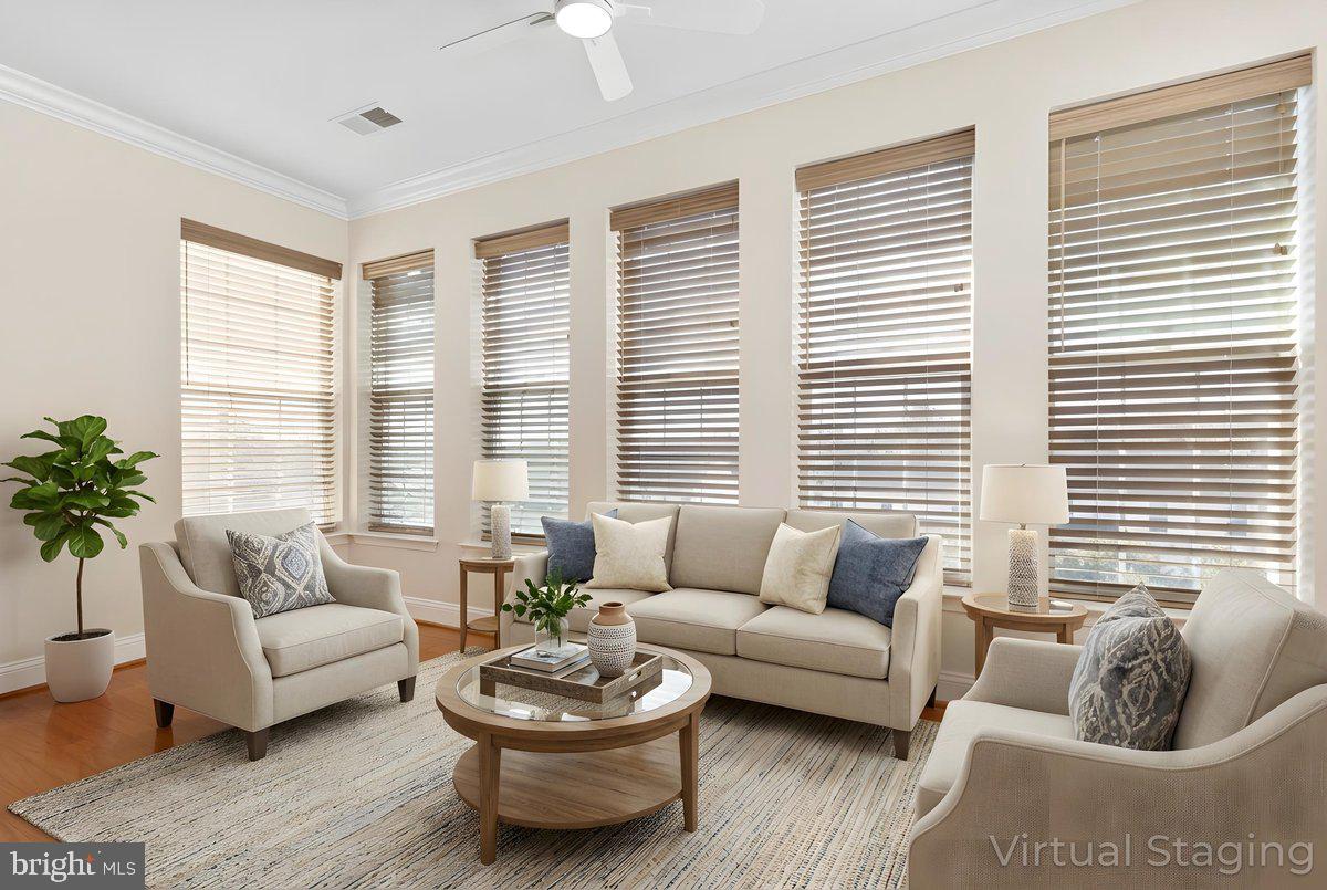 6696 CLUB HOUSE LN #206, WARRENTON, Virginia 20187, 2 Bedrooms Bedrooms, ,2 BathroomsBathrooms,Residential,For sale,6696 CLUB HOUSE LN #206,VAFQ2020356 MLS # VAFQ2020356