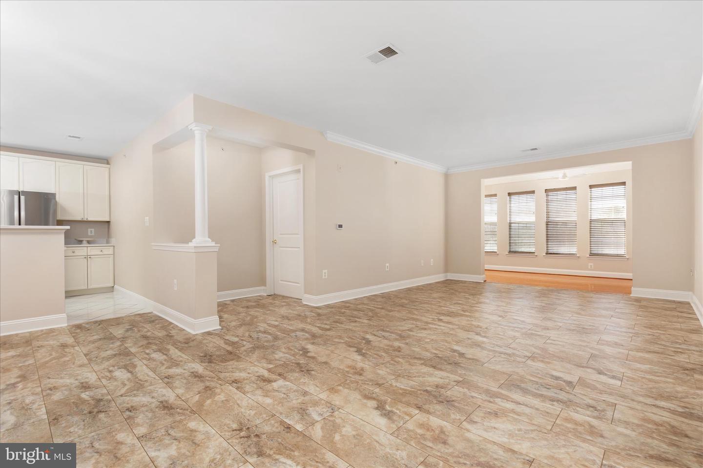 6696 CLUB HOUSE LN #206, WARRENTON, Virginia 20187, 2 Bedrooms Bedrooms, ,2 BathroomsBathrooms,Residential,For sale,6696 CLUB HOUSE LN #206,VAFQ2020356 MLS # VAFQ2020356