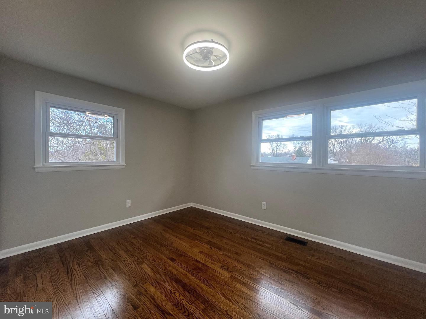 624 FOXCROFT RD, WARRENTON, Virginia 20186, 4 Bedrooms Bedrooms, 7 Rooms Rooms,3 BathroomsBathrooms,Residential,For sale,624 FOXCROFT RD,VAFQ2020358 MLS # VAFQ2020358