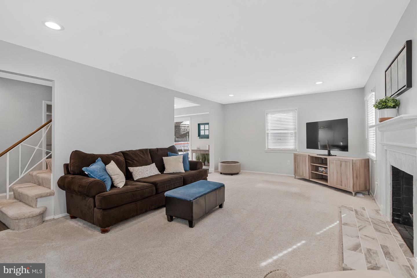 13127 PARSON LN, FAIRFAX, Virginia 22033, 3 Bedrooms Bedrooms, ,3 BathroomsBathrooms,Residential,For sale,13127 PARSON LN,VAFX2288564 MLS # VAFX2288564