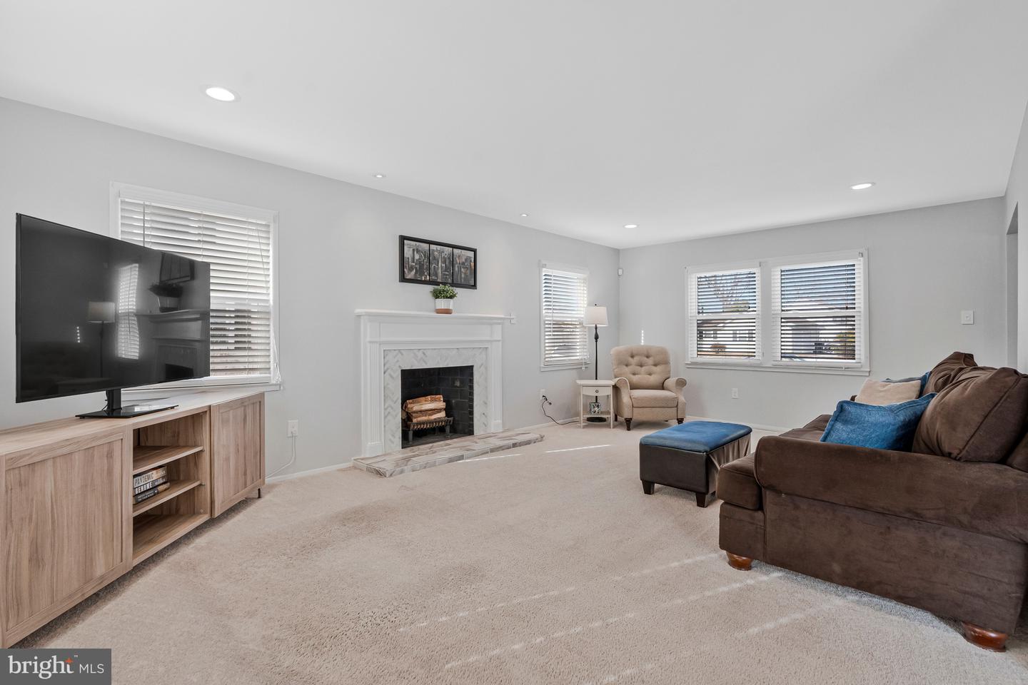 13127 PARSON LN, FAIRFAX, Virginia 22033, 3 Bedrooms Bedrooms, ,3 BathroomsBathrooms,Residential,For sale,13127 PARSON LN,VAFX2288564 MLS # VAFX2288564