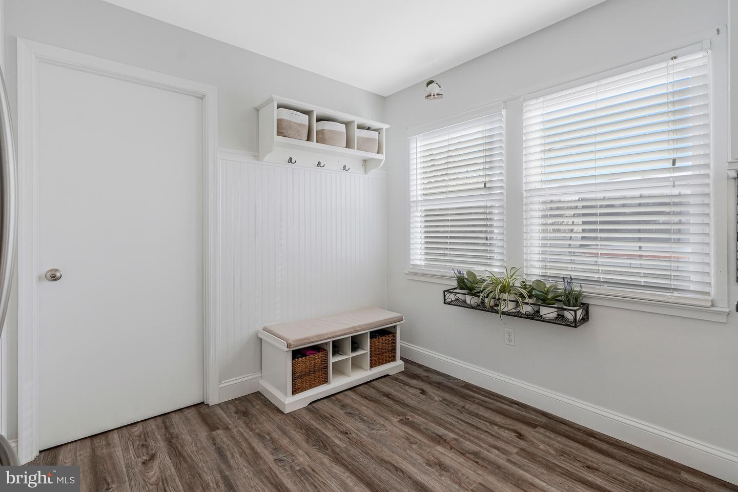 13127 PARSON LN, FAIRFAX, Virginia 22033, 3 Bedrooms Bedrooms, ,3 BathroomsBathrooms,Residential,For sale,13127 PARSON LN,VAFX2288564 MLS # VAFX2288564