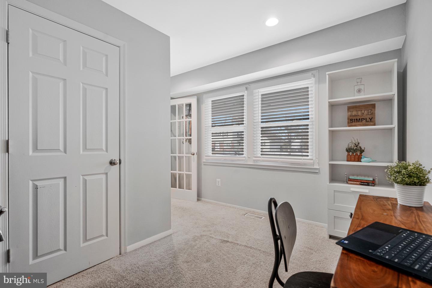 13127 PARSON LN, FAIRFAX, Virginia 22033, 3 Bedrooms Bedrooms, ,3 BathroomsBathrooms,Residential,For sale,13127 PARSON LN,VAFX2288564 MLS # VAFX2288564