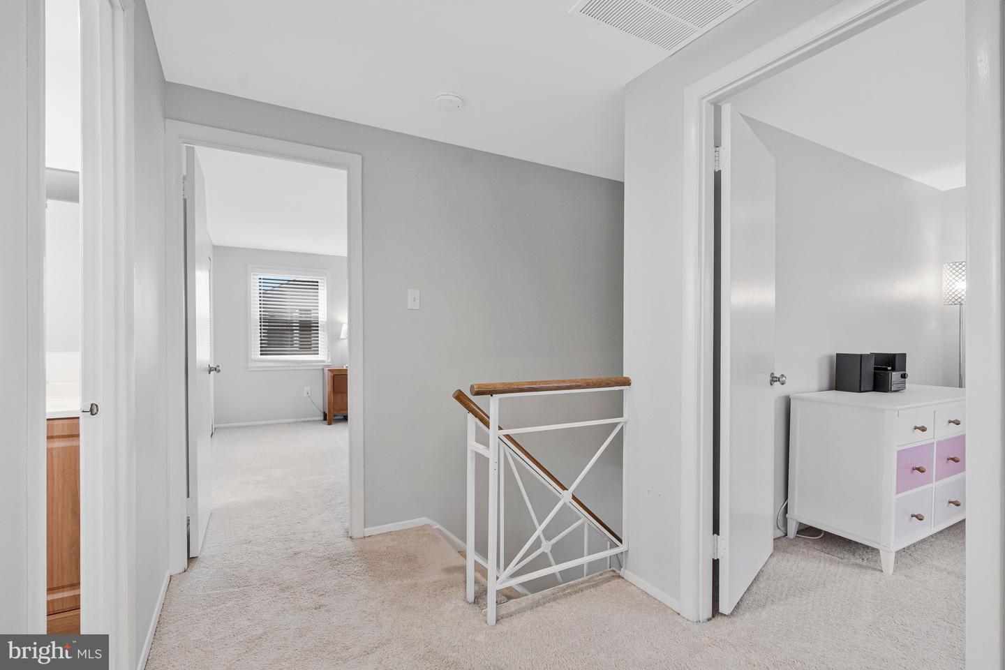 13127 PARSON LN, FAIRFAX, Virginia 22033, 3 Bedrooms Bedrooms, ,3 BathroomsBathrooms,Residential,For sale,13127 PARSON LN,VAFX2288564 MLS # VAFX2288564