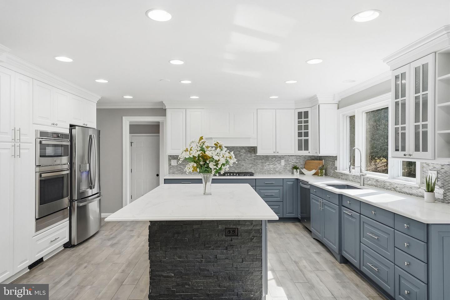 114 ERIN DR, WARRENTON, Virginia 20186, 5 Bedrooms Bedrooms, 20 Rooms Rooms,4 BathroomsBathrooms,Residential,For sale,114 ERIN DR,VAFQ2020386 MLS # VAFQ2020386