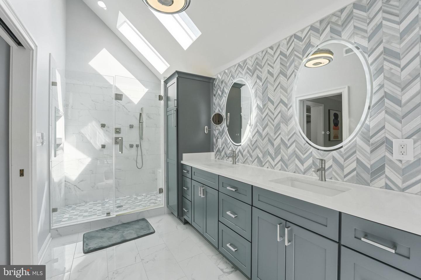 114 ERIN DR, WARRENTON, Virginia 20186, 5 Bedrooms Bedrooms, 20 Rooms Rooms,4 BathroomsBathrooms,Residential,For sale,114 ERIN DR,VAFQ2020386 MLS # VAFQ2020386