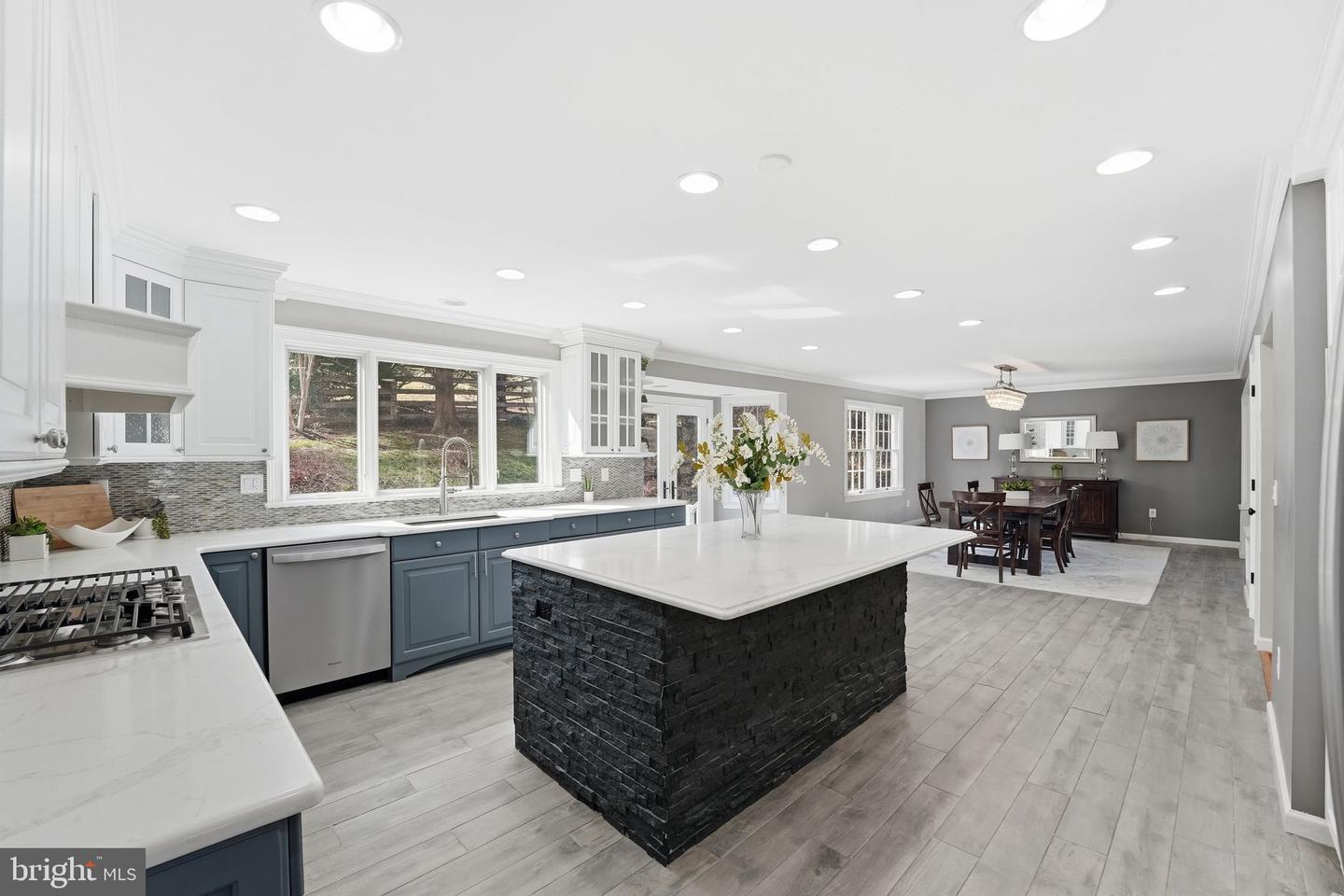 114 ERIN DR, WARRENTON, Virginia 20186, 5 Bedrooms Bedrooms, 20 Rooms Rooms,4 BathroomsBathrooms,Residential,For sale,114 ERIN DR,VAFQ2020386 MLS # VAFQ2020386