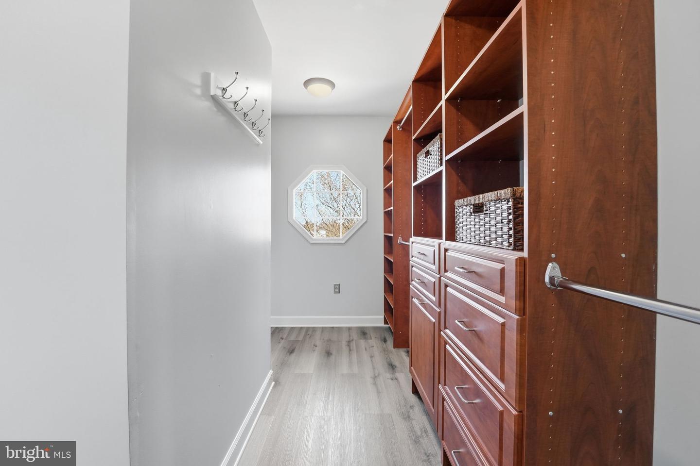 114 ERIN DR, WARRENTON, Virginia 20186, 5 Bedrooms Bedrooms, 20 Rooms Rooms,4 BathroomsBathrooms,Residential,For sale,114 ERIN DR,VAFQ2020386 MLS # VAFQ2020386