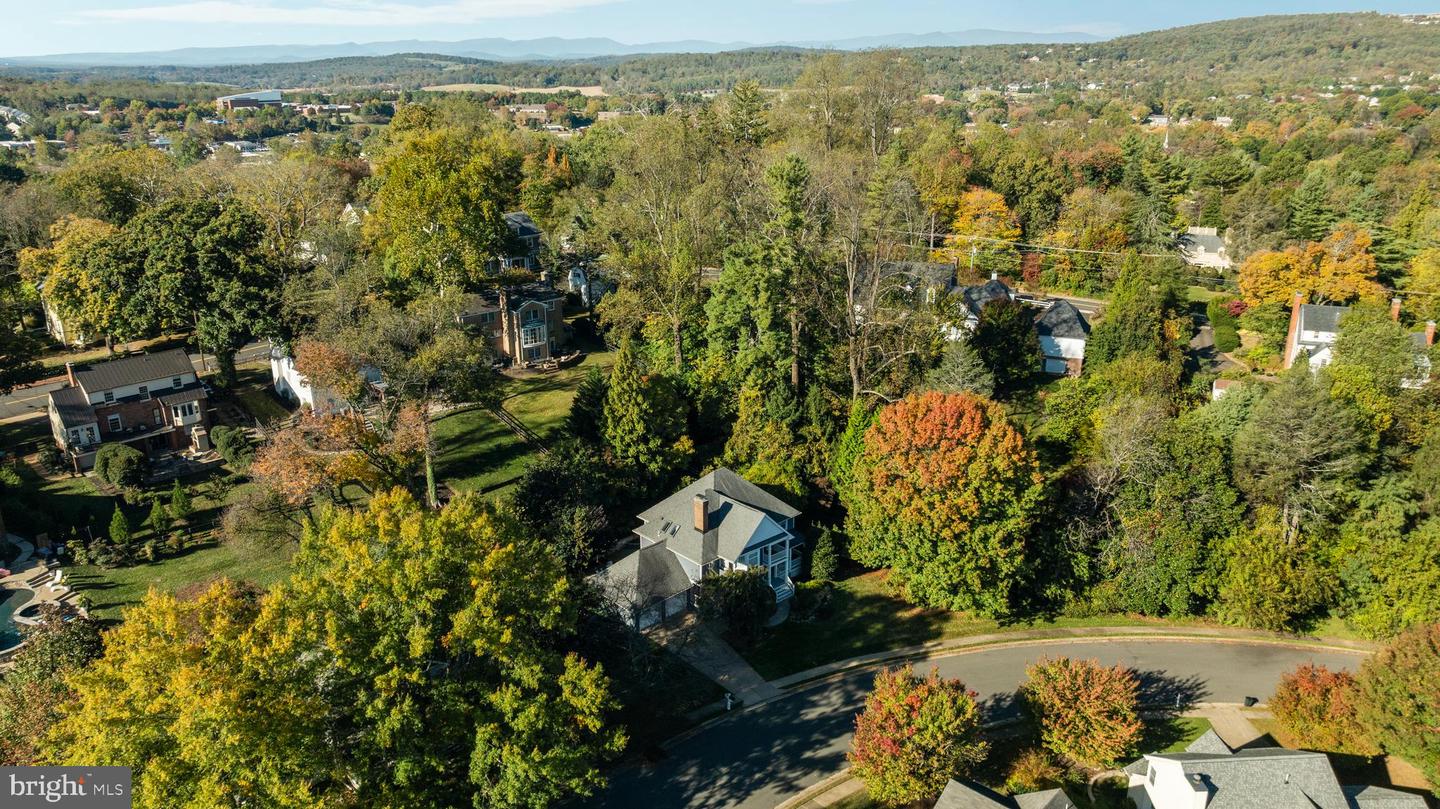 114 ERIN DR, WARRENTON, Virginia 20186, 5 Bedrooms Bedrooms, 20 Rooms Rooms,4 BathroomsBathrooms,Residential,For sale,114 ERIN DR,VAFQ2020386 MLS # VAFQ2020386