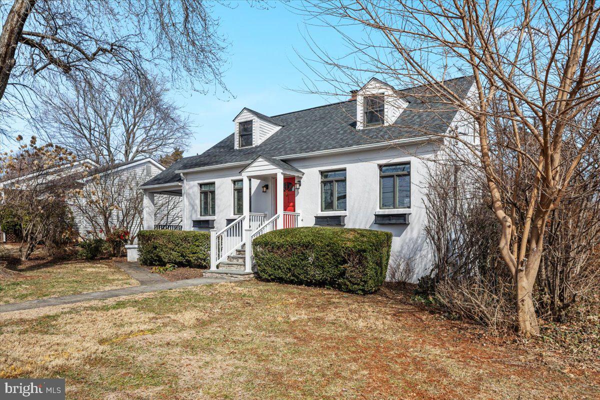 245 JEFFERSON ST, WARRENTON, Virginia 20186, 3 Bedrooms Bedrooms, 14 Rooms Rooms,2 BathroomsBathrooms,Residential,For sale,245 JEFFERSON ST,VAFQ2020392 MLS # VAFQ2020392