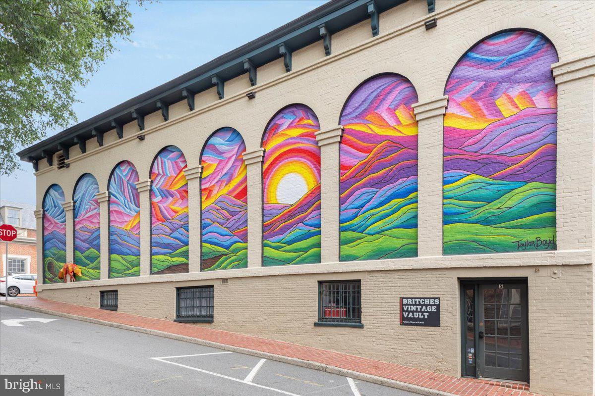 245 JEFFERSON ST, WARRENTON, Virginia 20186, 3 Bedrooms Bedrooms, 14 Rooms Rooms,2 BathroomsBathrooms,Residential,For sale,245 JEFFERSON ST,VAFQ2020392 MLS # VAFQ2020392