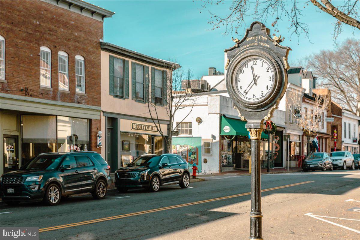 245 JEFFERSON ST, WARRENTON, Virginia 20186, 3 Bedrooms Bedrooms, 14 Rooms Rooms,2 BathroomsBathrooms,Residential,For sale,245 JEFFERSON ST,VAFQ2020392 MLS # VAFQ2020392