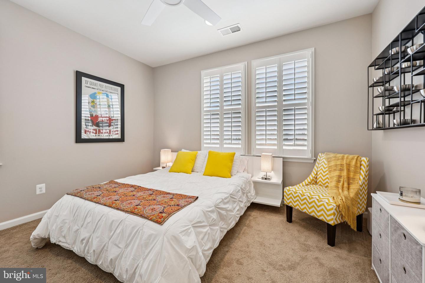 8956 CENTER ST, MANASSAS, Virginia 20110, 3 Bedrooms Bedrooms, ,2 BathroomsBathrooms,Residential,For sale,8956 CENTER ST,VAMN2010178 MLS # VAMN2010178