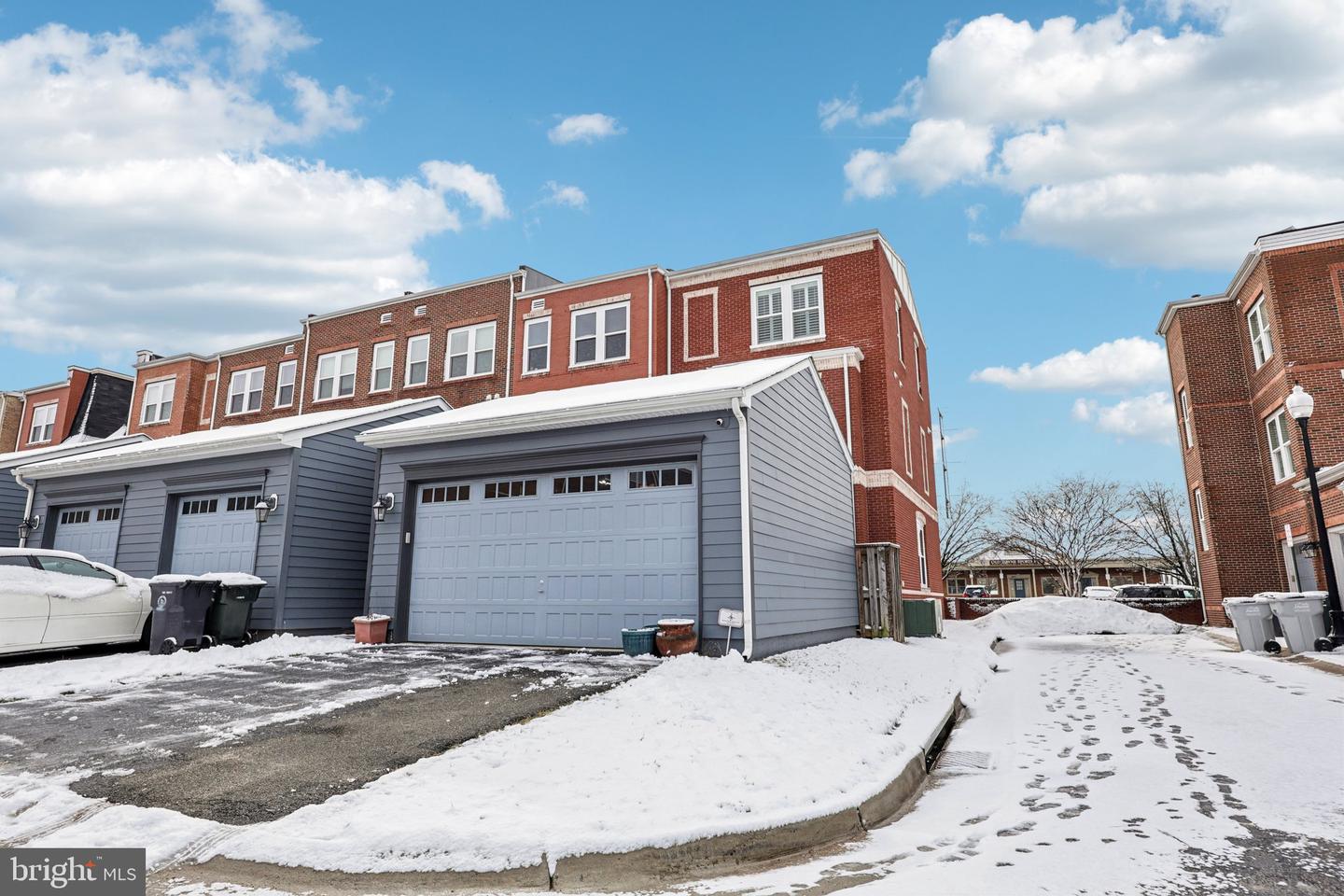 8956 CENTER ST, MANASSAS, Virginia 20110, 3 Bedrooms Bedrooms, ,2 BathroomsBathrooms,Residential,For sale,8956 CENTER ST,VAMN2010178 MLS # VAMN2010178