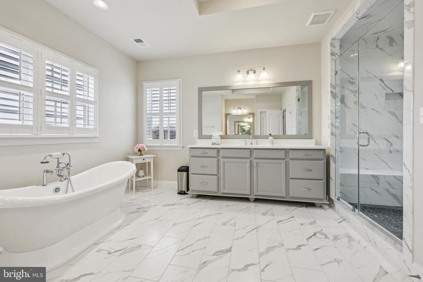 19027 TELEGRAPH SPRINGS RD, PURCELLVILLE, Virginia 20132, 6 Bedrooms Bedrooms, ,6 BathroomsBathrooms,Residential,For sale,19027 TELEGRAPH SPRINGS RD,VALO2115186 MLS # VALO2115186