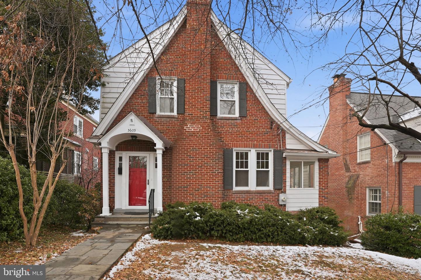 3609 JENIFER ST NW, WASHINGTON, District Of Columbia 20015, 3 Bedrooms Bedrooms, ,2 BathroomsBathrooms,Residential,For sale,3609 JENIFER ST NW,DCDC2244492 MLS # DCDC2244492